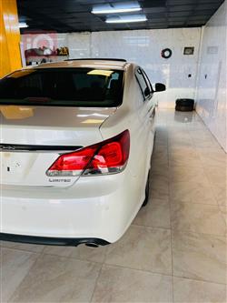 تويوتا أفالون